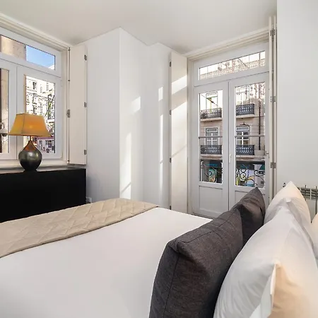 Whome Elegant Chiado Retreat Comfort In Lisbon's Heart Lejlighed *