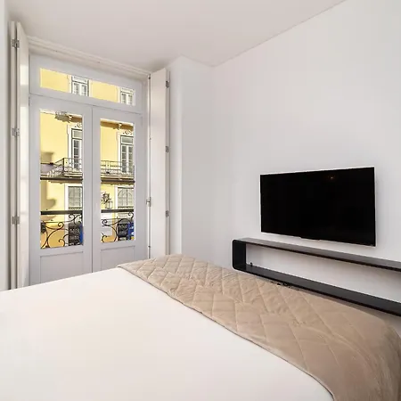 Whome Elegant Chiado Retreat Comfort In Lisbon's Heart Lejlighed *