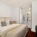 Apartamento Whome Elegant Chiado Retreat Comfort In Lisbon's Heart *