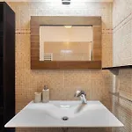 Apartamento Whome Elegant Chiado Retreat Comfort In Lisbon's Heart
